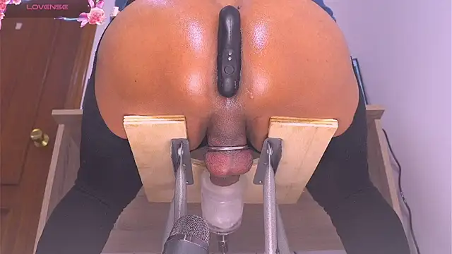 Snapshot of boytwink_20 chatting on January 9, 3:23 pm boytwink 20 online show from January 9, 3:23 pm