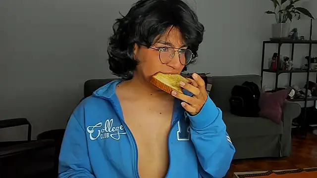 Snapshot of boytwink_20 chatting on November 22, 8:46 am boytwink 20 online show from November 22, 8:46 am