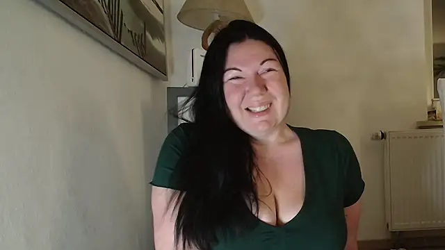 p6w official online show from November 14, 4:33 am