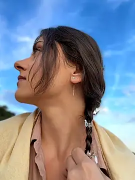 AvaBabyGirl online show from April 20, 5:48 pm