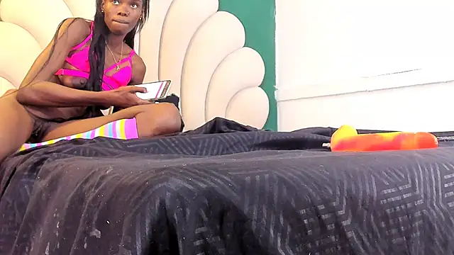 Snapshot of bonieklent chatting on December 22, 7:00 am bonieklent online show from December 22, 7:00 am