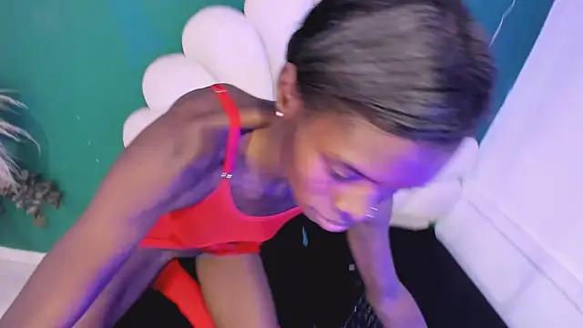 Snapshot of bonieklent chatting on January 28, 3:36 am bonieklent online show from January 28, 3:36 am