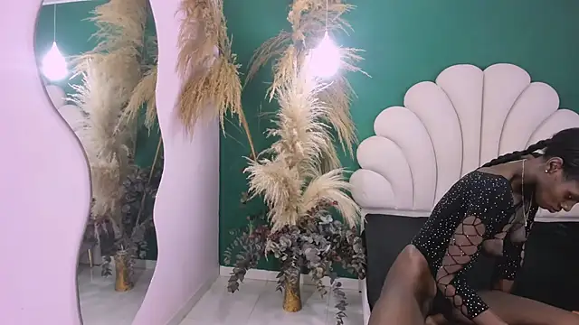 Snapshot of bonieklent chatting on February 16, 3:47 am bonieklent online show from February 16, 3:47 am