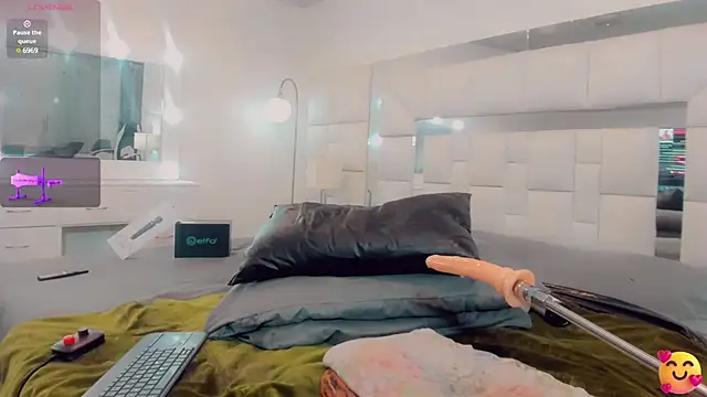  ChanellR  online show from February 11, 2:46 pm