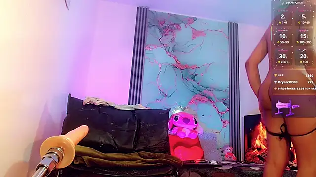  ChanellR  online show from October 20, 11:10 am