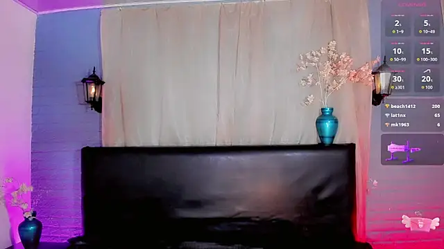  ChanellR  online show from June 10, 11:09 am