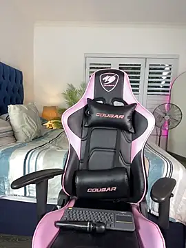 Stunning Booty online show from March 10, 4:12 pm