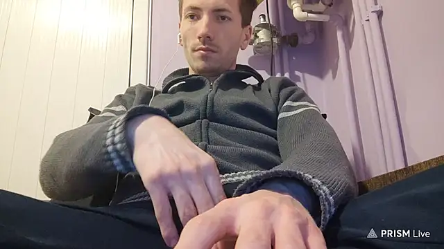  Hocthus  online show from February 10, 5:41 pm