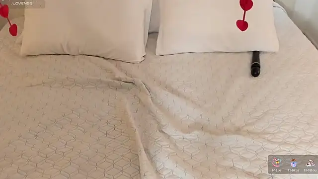 EmmaSanzz  online show from February 17, 12:27 pm