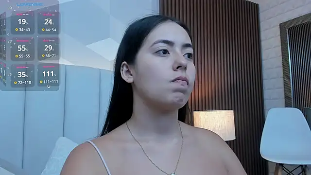 Julietasantos   online show from April 13, 6:24 pm