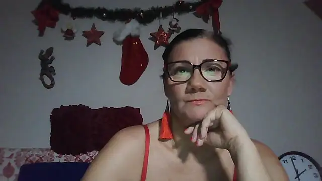 LadyLizi online show from December 10, 1:00 pm