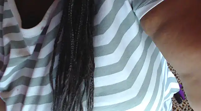 Snapshot of BigHotMatureXx chatting on February 5, 8:46 pm BigHotMatureXx online show from February 5, 8:46 pm