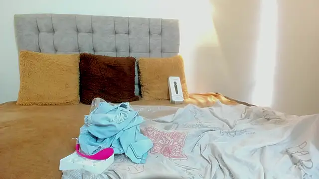 Snapshot of Carolina_hernandez22 chatting on November 30, 12:42 pm Carolina hernandez22 online show from November 30, 12:42 pm