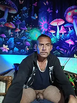 Snapshot of Bbboy42 chatting on October 7, 10:40 pm Bbboy42 online show from October 7, 10:40 pm