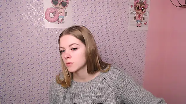 AliceFlirtt  online show from December 26, 2:05 pm