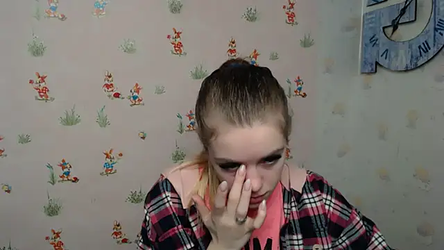 AliceFlirtt  online show from February 5, 8:11 am