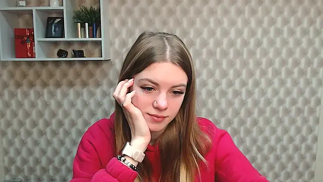 AliceFlirtt  online show from February 19, 7:50 am