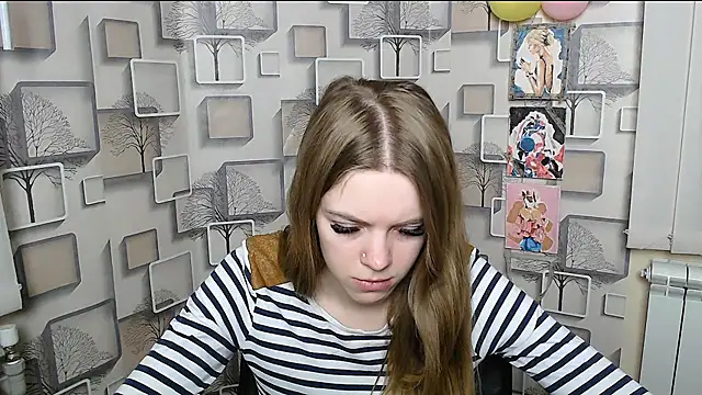 AliceFlirtt  online show from March 13, 11:41 am