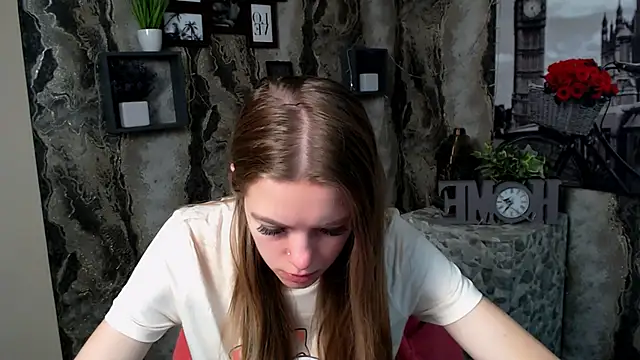 AliceFlirtt  online show from October 15, 7:52 am