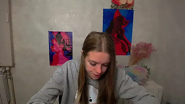 AliceFlirtt  online show from October 21, 8:26 am