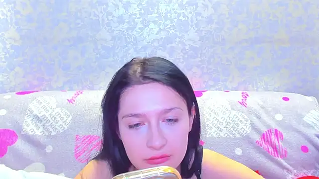 Vanessa Florence online show from December 18, 1:55 am