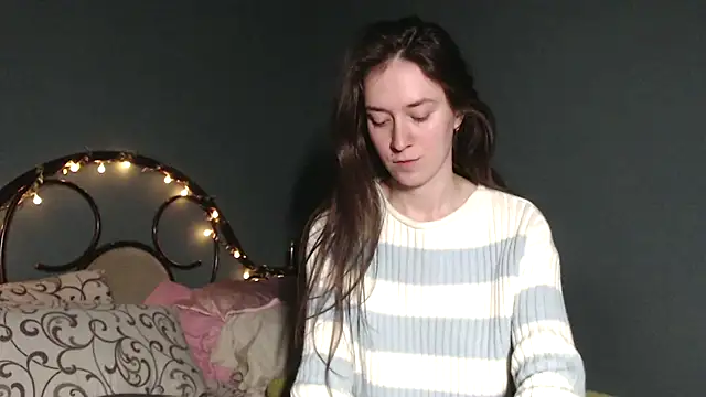 wow  kelly online show from March 1, 3:47 pm