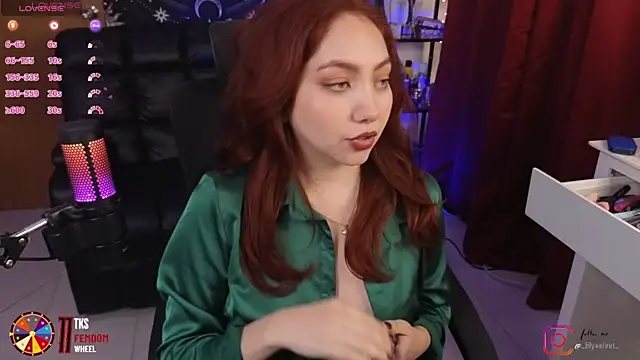 LilyVelvett online show from January 13, 4:50 am