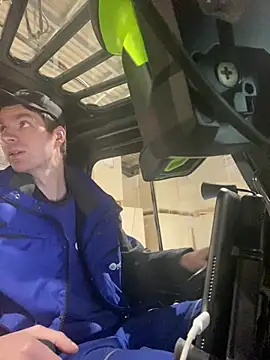 Snapshot of Ricoleckt chatting on January 9, 5:43 pm Ricoleckt online show from January 9, 5:43 pm