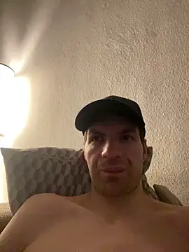 Snapshot of Ricoleckt chatting on January 18, 1:08 am Ricoleckt online show from January 18, 1:08 am