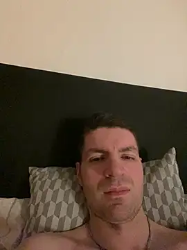 Snapshot of Ricoleckt chatting on February 16, 8:22 pm Ricoleckt online show from February 16, 8:22 pm