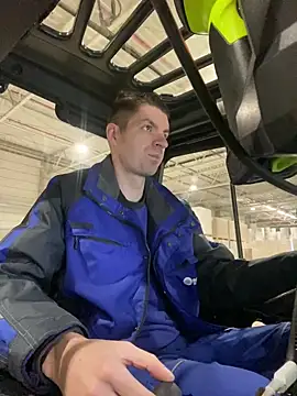 Snapshot of Ricoleckt chatting on February 19, 8:12 am Ricoleckt online show from February 19, 8:12 am