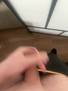 Snapshot of Ricoleckt chatting on March 1, 9:18 am Ricoleckt online show from March 1, 9:18 am