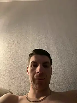 Snapshot of Ricoleckt chatting on March 3, 9:59 pm Ricoleckt online show from March 3, 9:59 pm