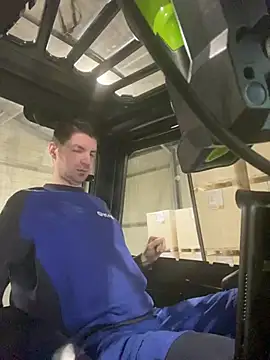 Snapshot of Ricoleckt chatting on March 6, 5:54 pm Ricoleckt online show from March 6, 5:54 pm