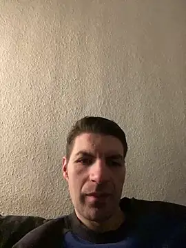 Snapshot of Ricoleckt chatting on March 7, 9:06 pm Ricoleckt online show from March 7, 9:06 pm