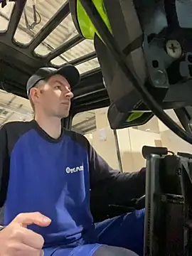 Snapshot of Ricoleckt chatting on November 3, 2:51 pm Ricoleckt online show from November 3, 2:51 pm