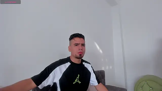 PittAndLunaa online show from February 8, 12:41 pm