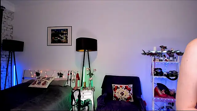 MissAliciaFD online show from December 16, 4:49 pm