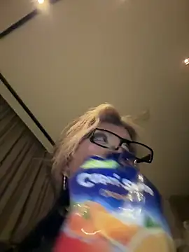 jackelinuh online show from February 7, 12:03 am