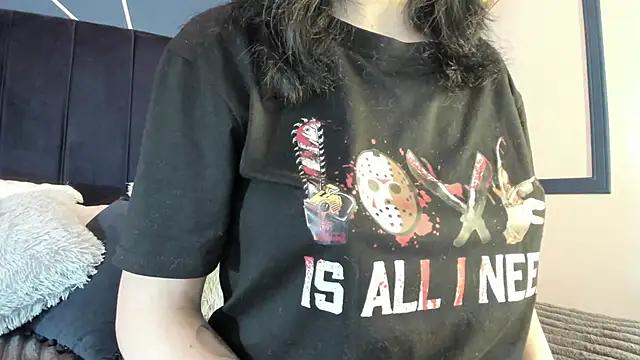 Adeelinee online show from December 24, 6:06 pm