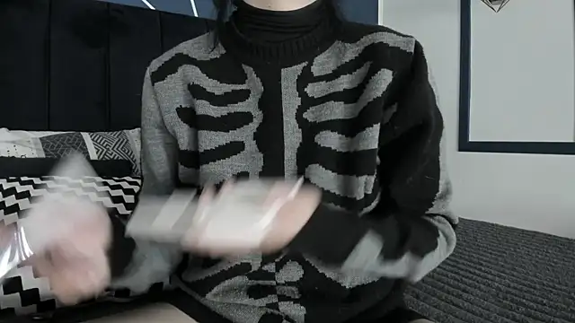 Adeelinee online show from February 13, 7:52 pm