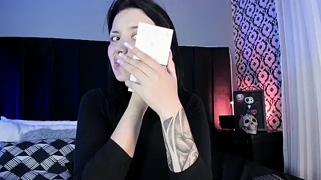 Adeelinee online show from April 20, 7:59 pm