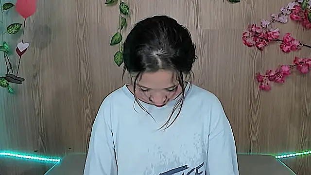 jenelotizz06 online show from September 14, 8:08 pm