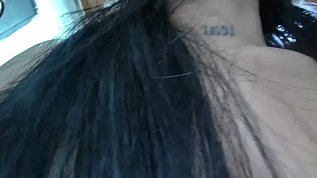 white sexy  online show from September 16, 11:33 am