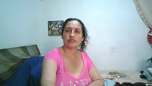 Snapshot of ximenajimenez chatting on May 21, 11:01 pm ximenajimenez online show from May 21, 11:01 pm