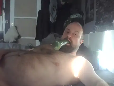 Snapshot of Prehistorixxx2686 chatting on October 14, 7:42 am Prehistorixxx2686 online show from October 14, 7:42 am