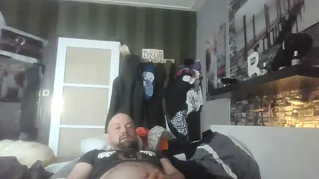 Prehistorixxx2686 online show from April 22, 8:28 am