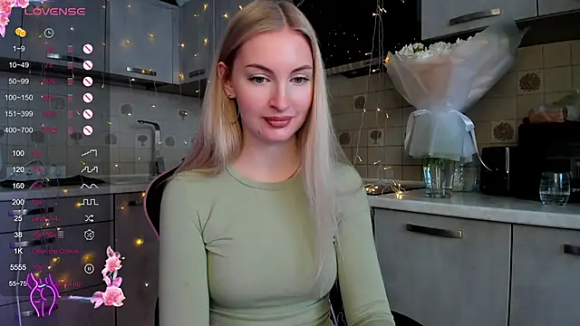 Kimmy powell online show from December 6, 4:47 am