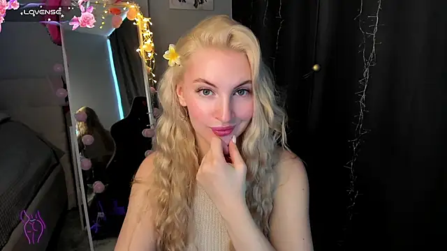 Kimmy powell online show from April 14, 2:50 am