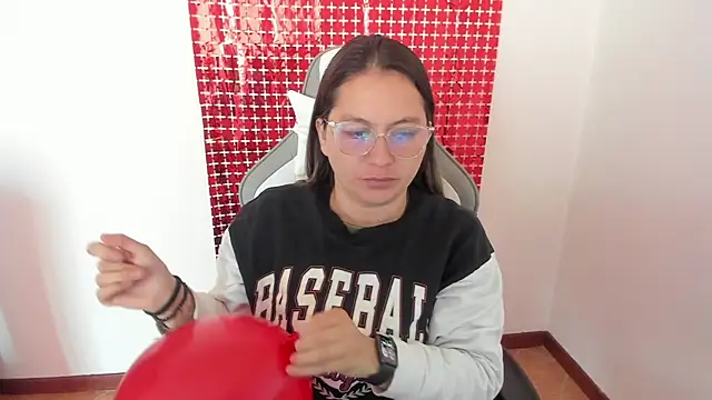 samantha  wilson online show from February 14, 1:18 pm